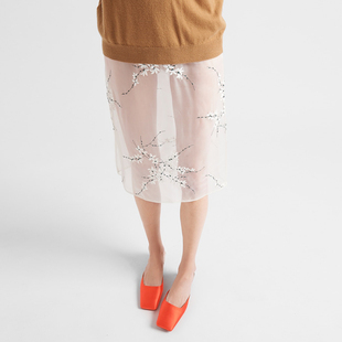 c2轻熟女意大利24春夏秀场新款通透欧根纱真丝花卉定位绣花半裙