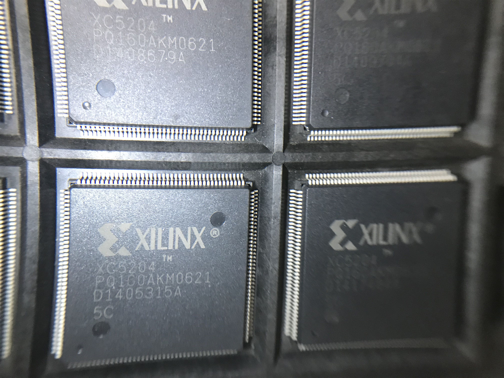 XC5204PQ160AKM XC5204-5PQ160C XC5204全新原装现货承诺假一罚十