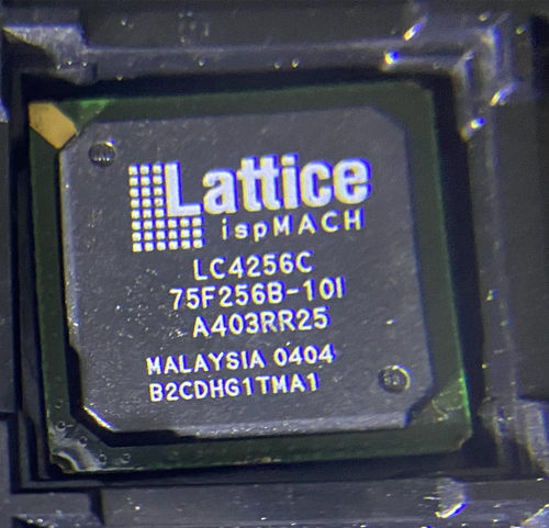 LC4256C-75F256B-10ILC4256C