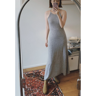 btbstudio  康赛妮100%山羊绒精致收腰微喇吊带针织长裙