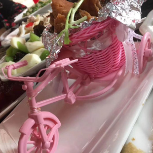 火锅菜篮三轮自行车餐具手编车花篮意境盘饰菜品点缀装饰冷菜喜宴