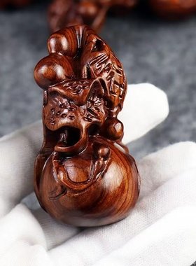 富甲天下手把件黄花梨木男士随身把玩手玩小物件貔貅葫芦文玩摆件