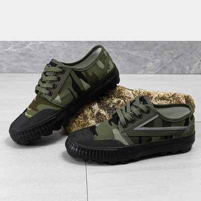 3522新款解放鞋男低帮圆头耐磨透气工地劳保防滑轮胎底工地劳保鞋