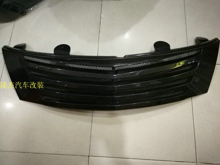 現代 HYUNDAI H1 辉翼碳纤鬼面罩中网
