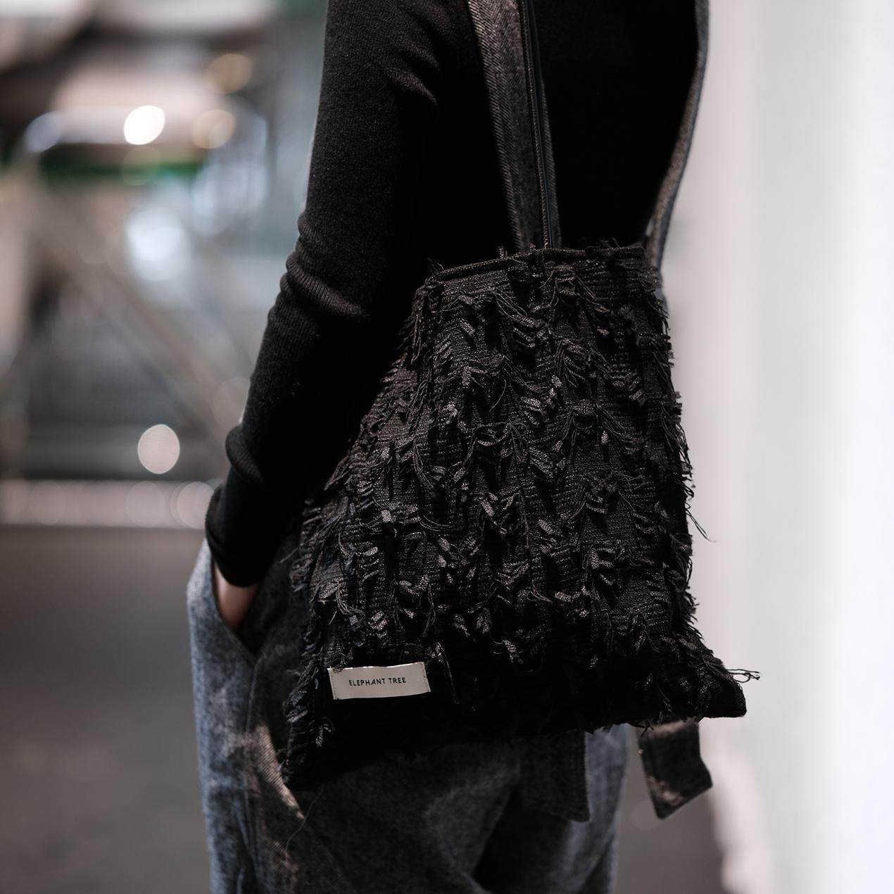 黑色高级感春夏时尚百搭女生单肩包帆布包大容量小众包包通勤托特