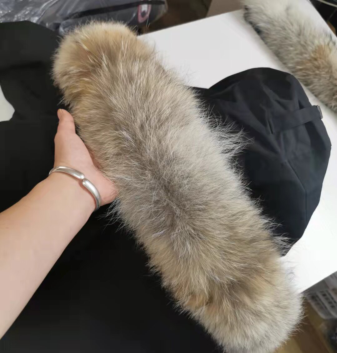 灰色 请备注衣服颜色