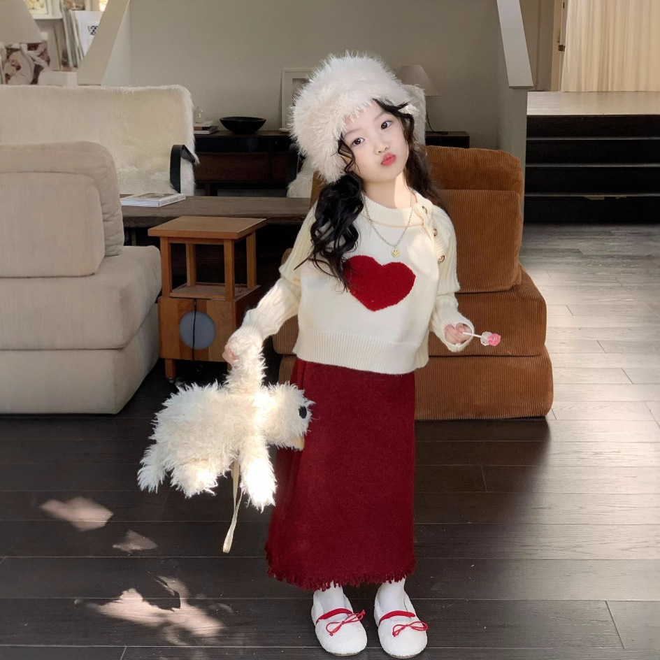 女童时髦针织半身裙2025冬季新款韩版儿童洋气百搭红色流苏毛线裙
