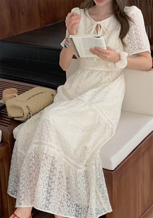 2025年夏新韩国东大门ins圆领连衣裙法式气质蕾丝松系带仙女长裙