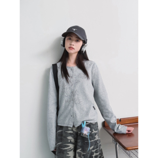 【课间时光】初中生女孩短款外套2026春装新款青少年简约韩系开衫