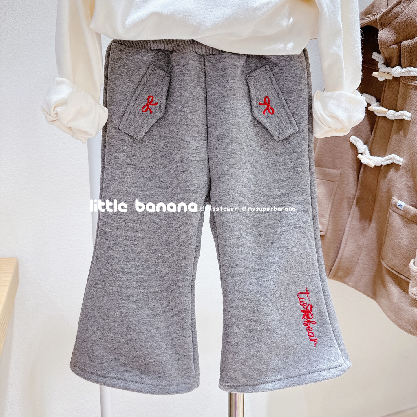 不打折 韩国代工厂童装女童冬新款不倒绒刺绣蝴蝶结微喇裤一体绒