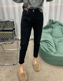 爆显瘦哦！秋冬新款纯黑胖m大码高腰小脚牛仔裤女宽松哈伦裤70575