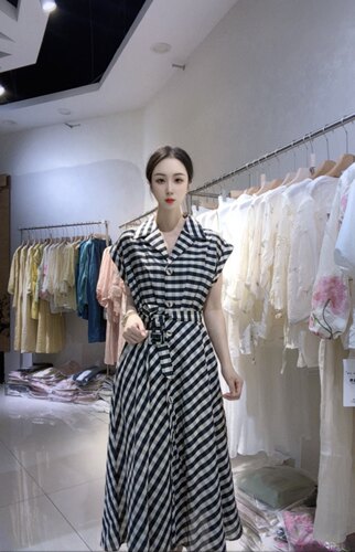 黑色条纹连衣裙女夏季新款女装宽松显瘦港风复古格纹长款衬衫裙