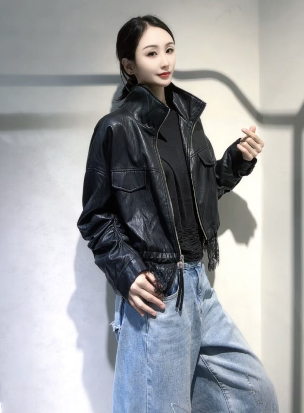 皮衣女外套 蛋白皮超理软糯拉链款 短款拼蕾丝外套2026秋新款