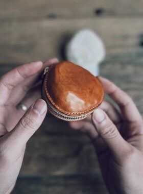 手工皮具个性创意真皮零钱包贝壳