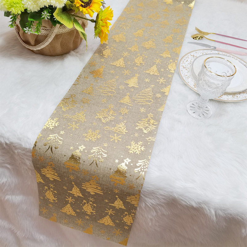 厂家现货烫金印花圣诞树涤纶仿麻北欧节日聚餐宴会派对装饰桌旗