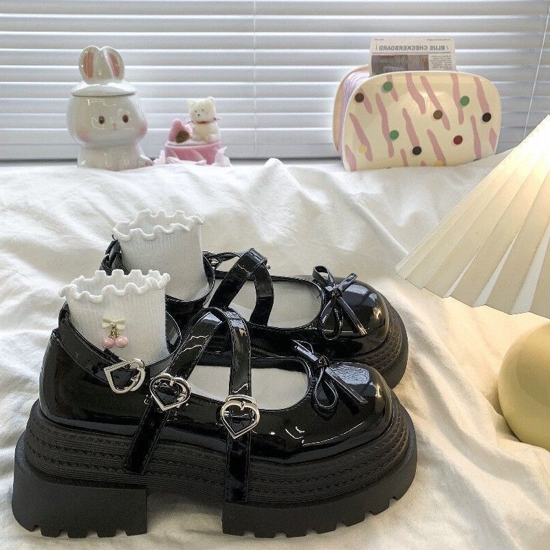 2025春夏季新款英伦风小皮鞋女甜酷厚底玛丽珍鞋配裙子百搭单鞋女