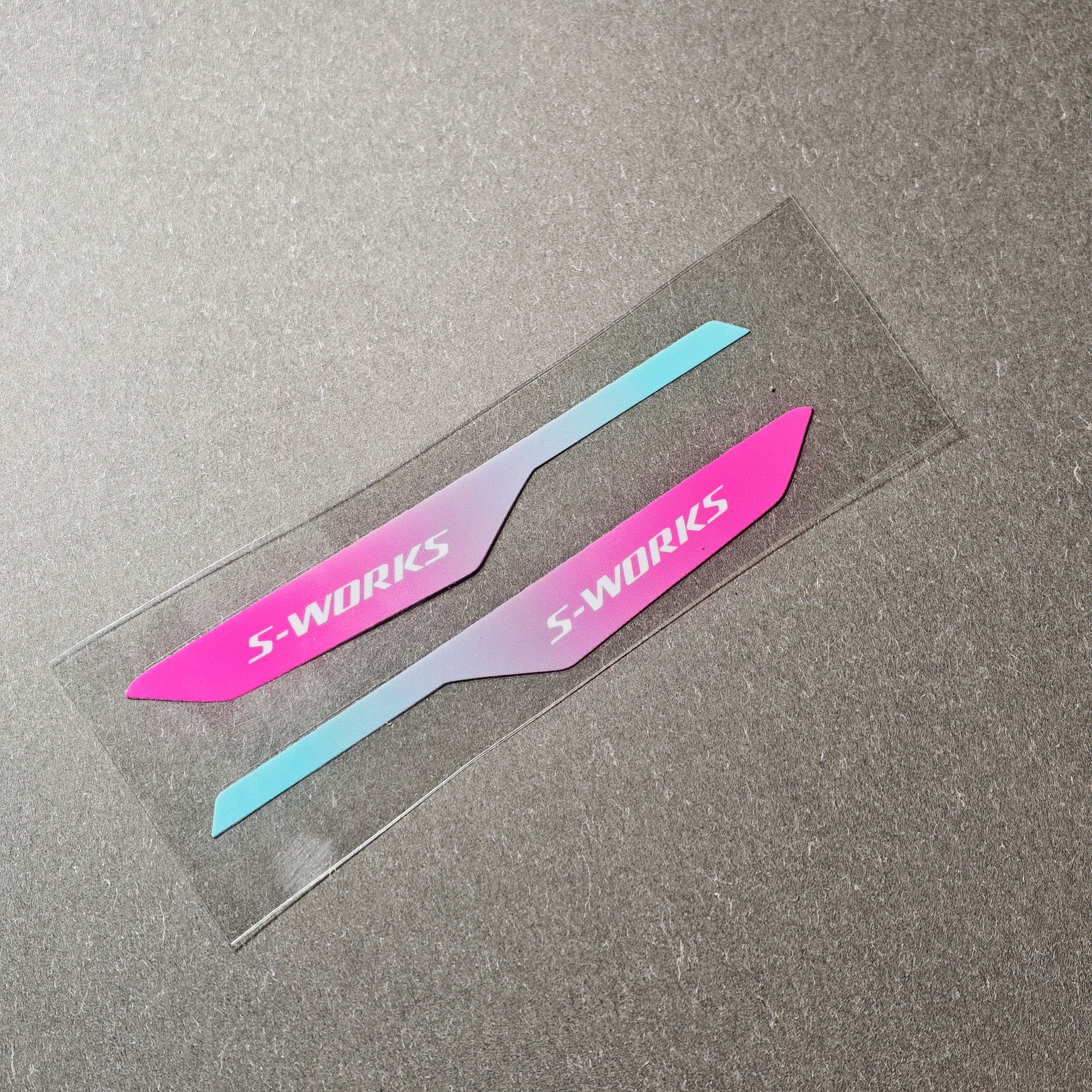 适用闪电EVADE头盔贴纸