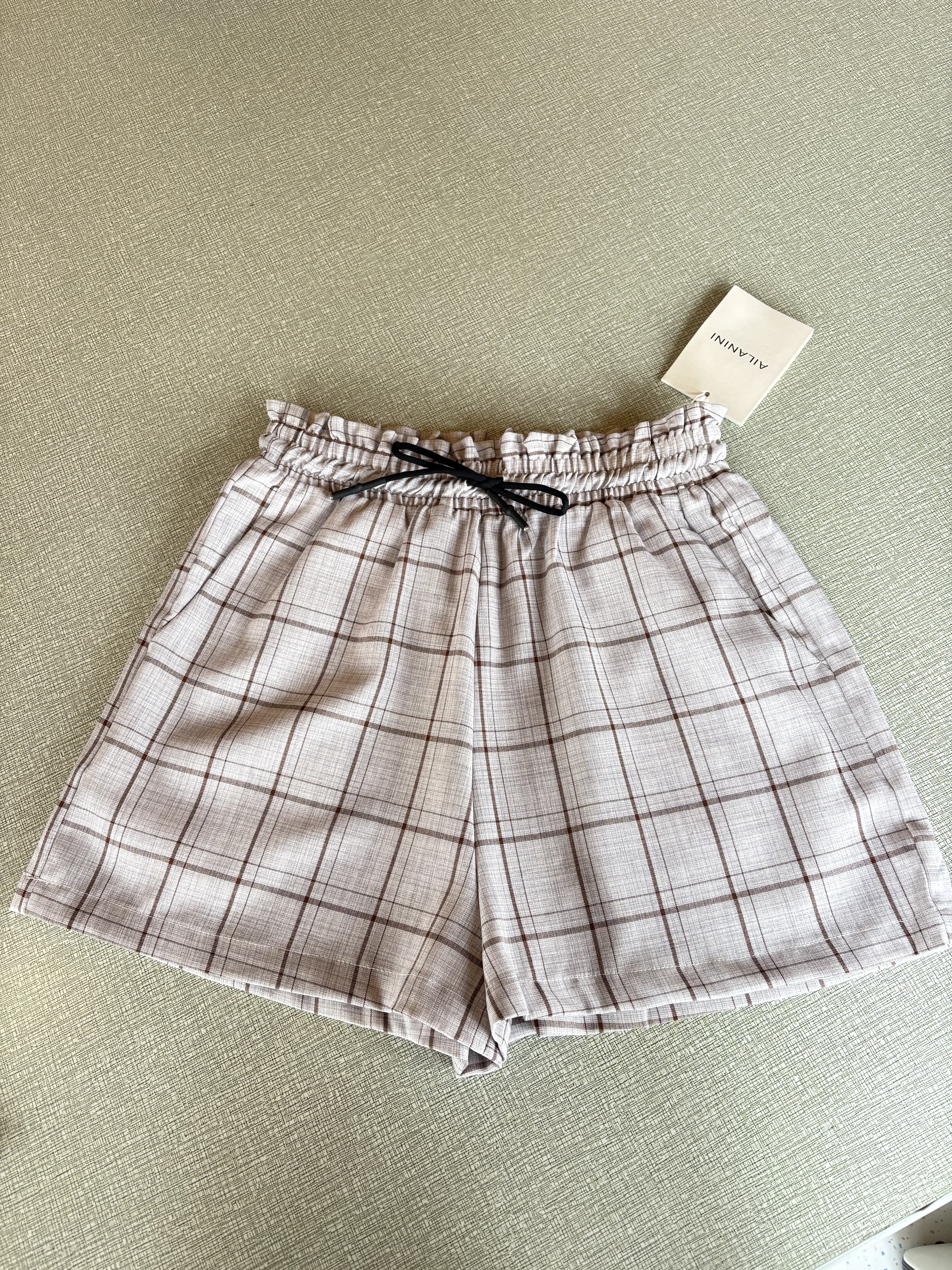 尾货清仓两件包邮女士休闲裤宽松百搭短裤格纹宽裤脚,女装/女士精品,短裤,淘宝优惠券,粉丝福利购,淘宝优惠卷