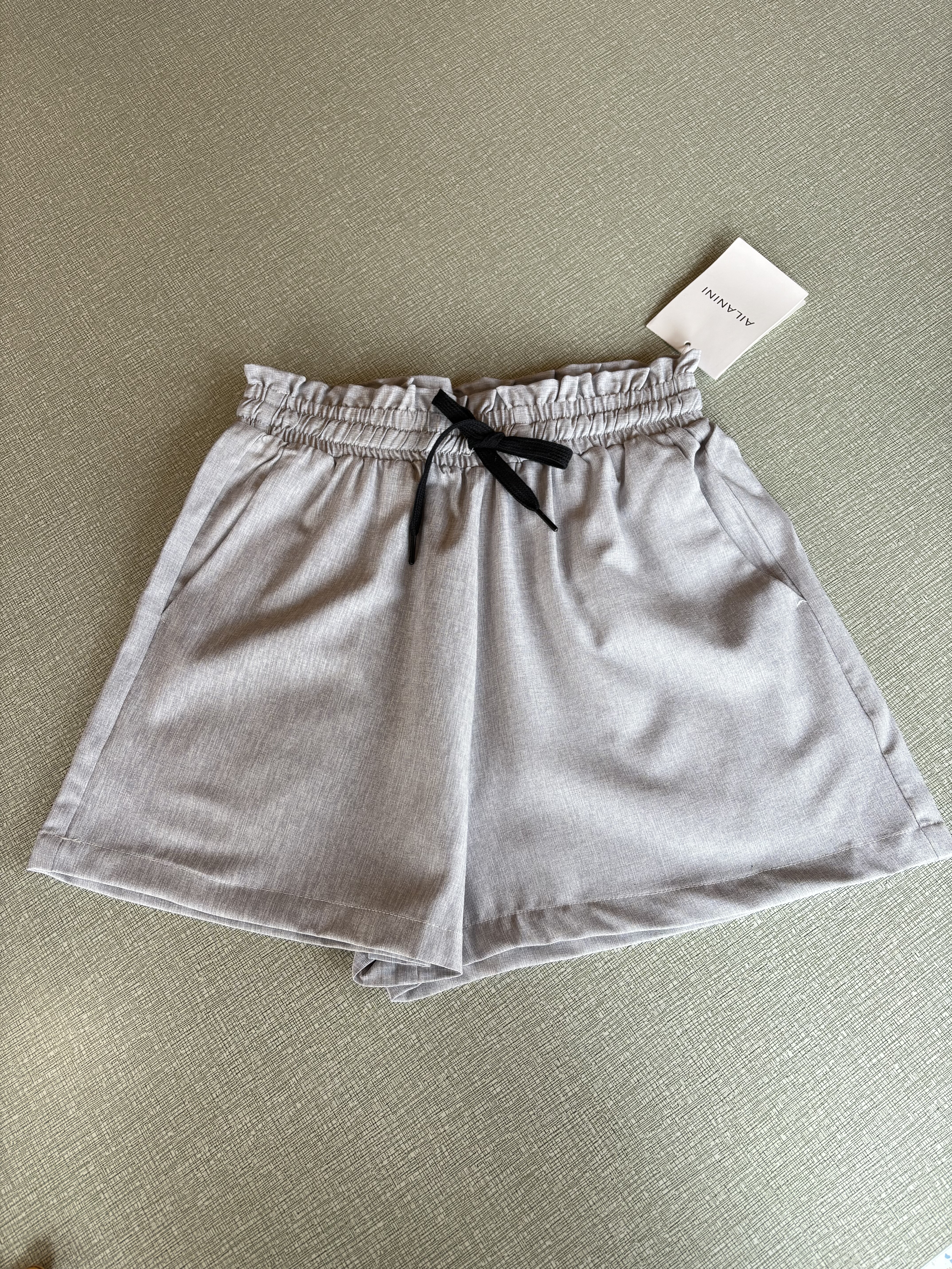 尾货清仓两件包邮女士休闲裤宽松百搭短裤,女装/女士精品,短裤,淘宝优惠券,粉丝福利购,淘宝优惠卷