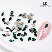 [Маленький изумруд с золотым фоном] Ромб 3*5 20 шт.