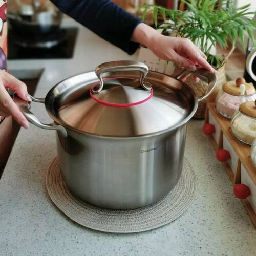 304不锈钢汤锅22cm食品级带盖