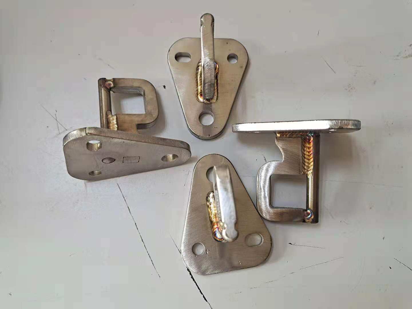 三洪星 fj酷路泽 自制后排座椅调节支架加大角度支架 调节支架