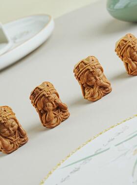 《盼秋》崖柏木雕四不把玩件39*26*26mm扎基文玩盘玩工艺雕刻把件