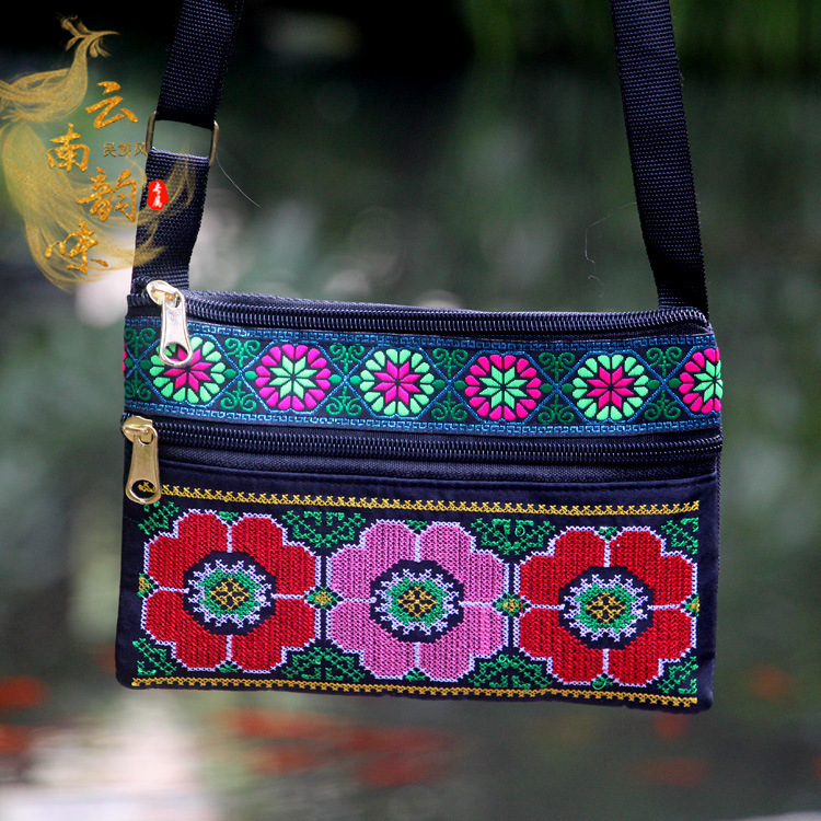 民族风手工三层拉链刺绣小方包