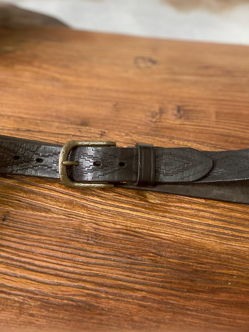 순수 소 가죽 벨트 남성 구리 핀 버클 벨트 남성 가죽 복고풍 성격 청바지 다목적 청소년 벨트 남성