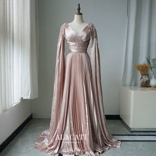 新款 高腰显瘦缎面晚礼服独唱名媛晚宴演婚礼外贸 简约奢华重工水袖