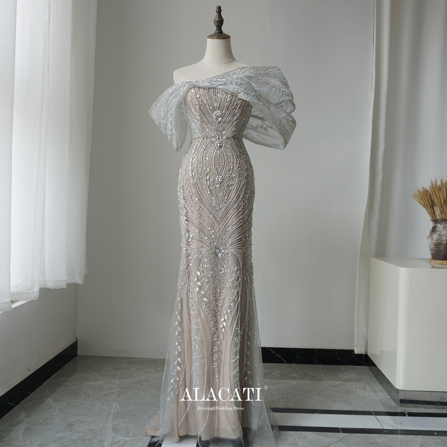 Alacati 外贸独立设计奢华重工时尚气场鱼尾晚礼服女年会晚宴出口