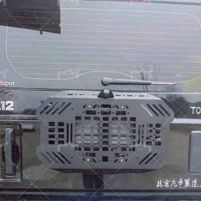 北汽212尾门拓展板公仔支架