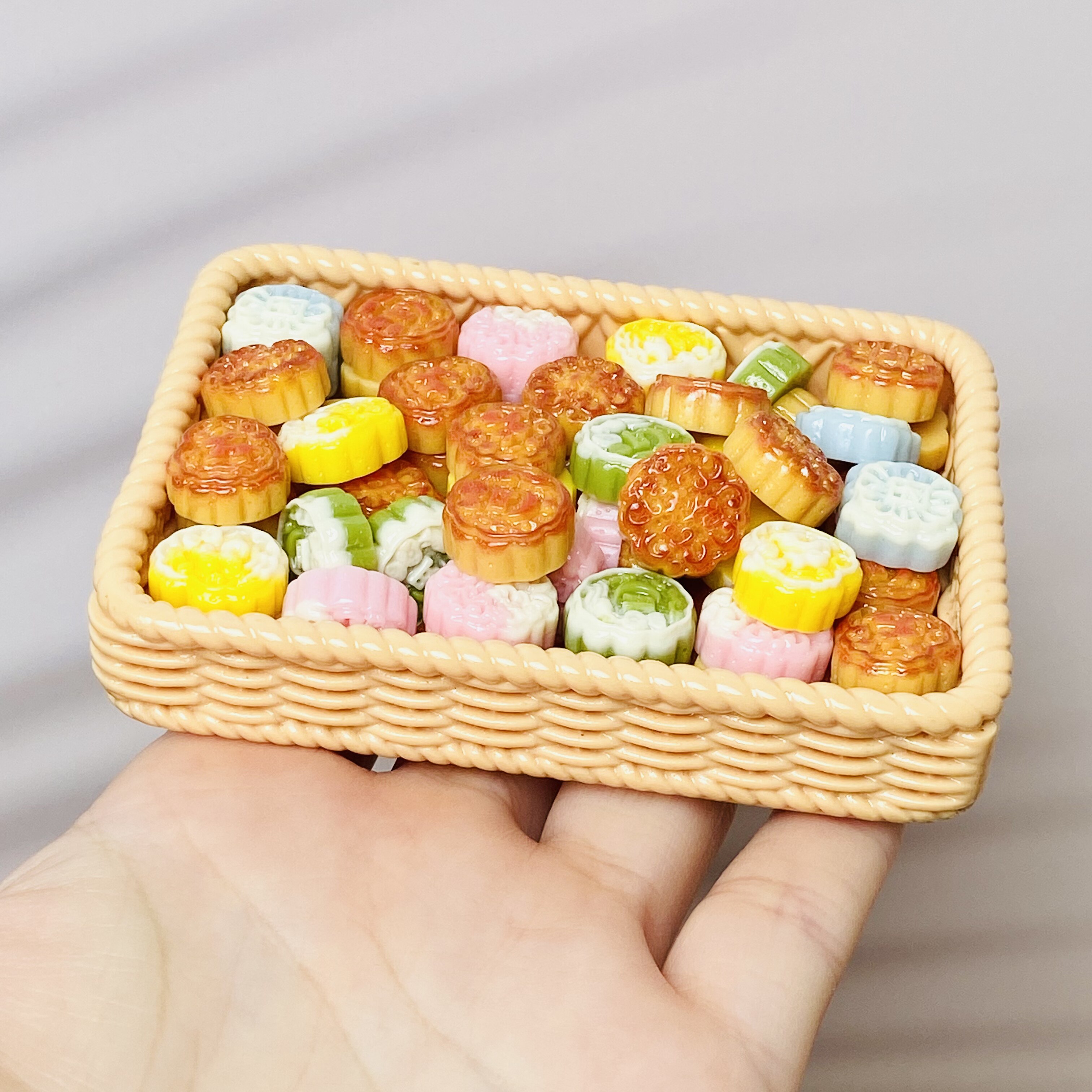 仿真食玩中秋月饼小糕点 娃娃屋diy厨房树脂配件 便利店微缩摆件