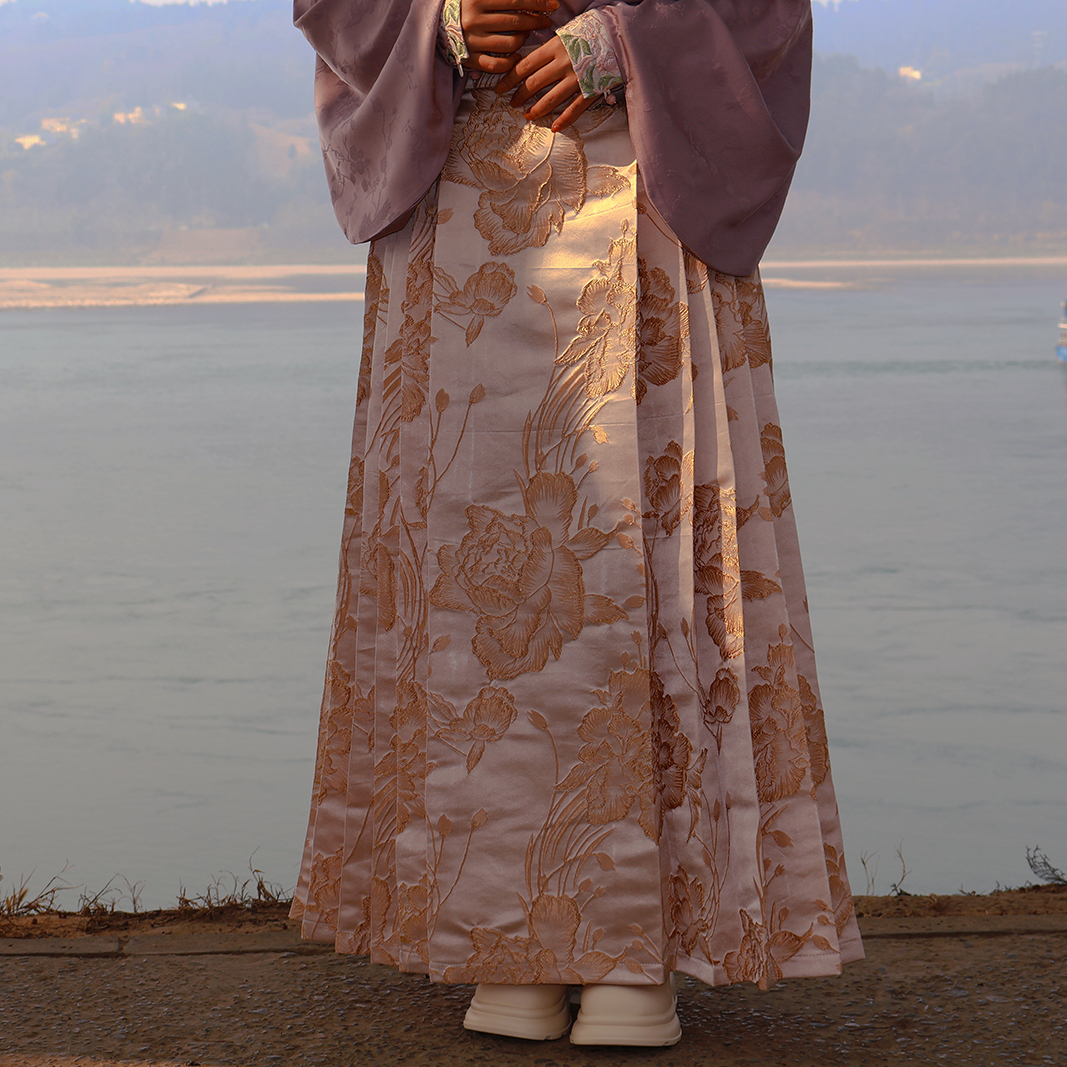 真大鱼大小码汉元素提花半身裙