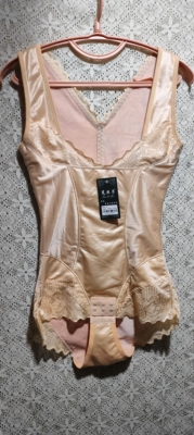 冬季加绒保暖连体塑身衣有XL和XXL