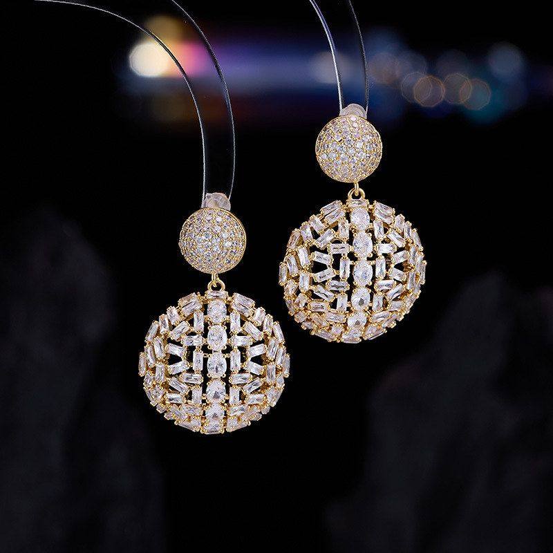 欧美轻奢镶嵌锆石半圆耳环小众设计高级感精致圆形晚宴礼服耳饰女,饰品/流行首饰/时尚饰品新,耳环,淘宝优惠券,粉丝福利购,淘宝优惠卷