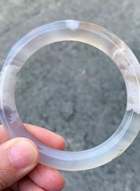 婚纱樱花玛瑙仙女款风圆条手镯