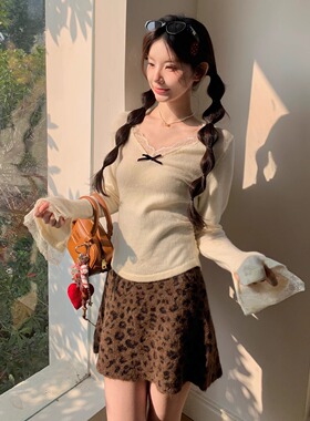 MOMONANA秋冬时尚白色v领性感显瘦蕾丝打底衫豹纹针织短裙