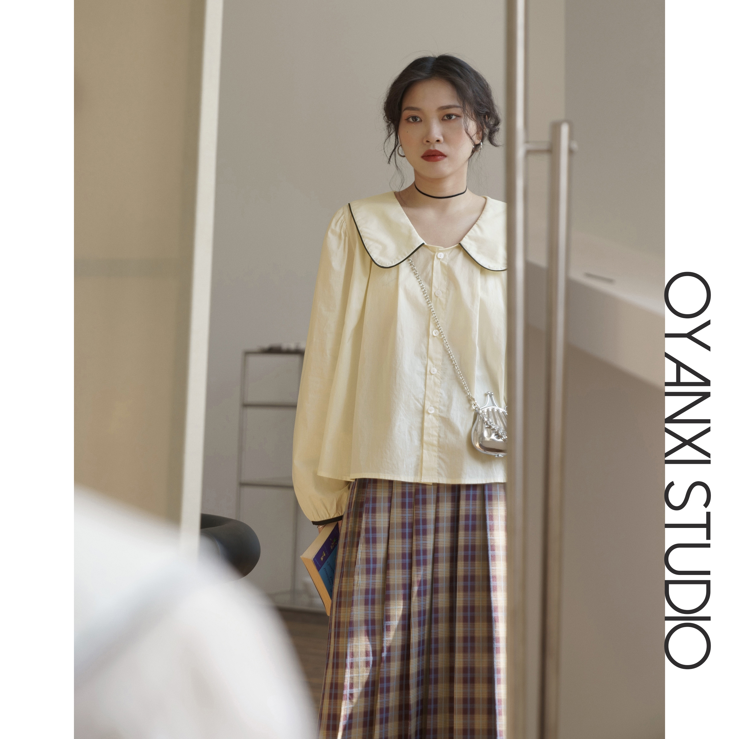 欧阳喜oyanxi2021新洋气减龄娃娃领衬衫女设计感小众白色长袖衬衣