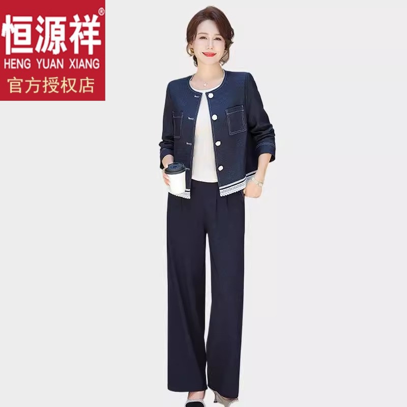 妈妈装秋季套装中老年女装大码宽松运动服跑步服女40-60岁中年装