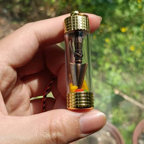 楚布s 多种圣物合集的天铁金刚撅护身嘎乌挂件 一枚