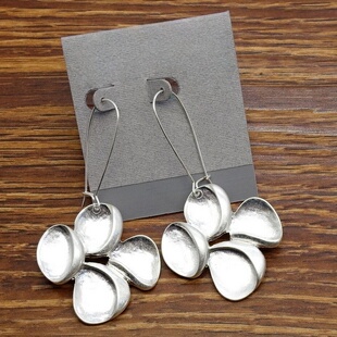 西洋欧美风设计师腔调森女文艺范哑光银色花朵造型潮人耳环坠饰品