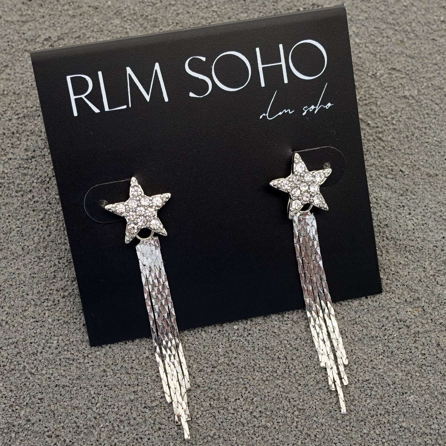 拉睦RLM SOHO欧美风满钻五星纤美流苏度假摄影宴会派对耳钉针饰品