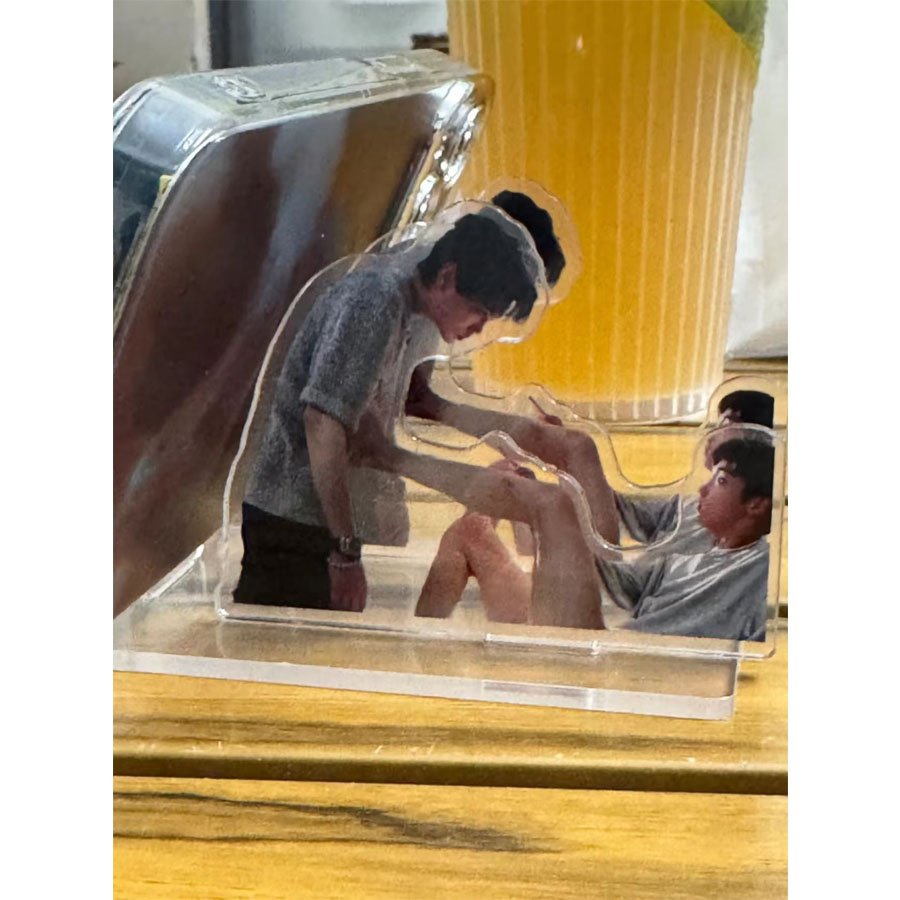 新款雷朋周边梓渝田栩宁高颜值桌面装饰立牌创意懒人追剧支架摆件