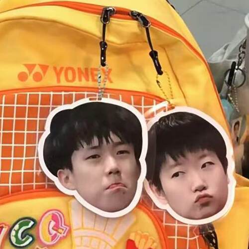 严浩翔亚克力双面透明钥匙扣书包