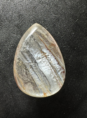 天然水晶吊坠 水滴形肥皂 红泥肥皂 水晶肥皂 41x30x22mm 35g