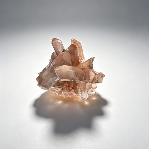 天然马岛红水晶 43.2g 33x36x35mm