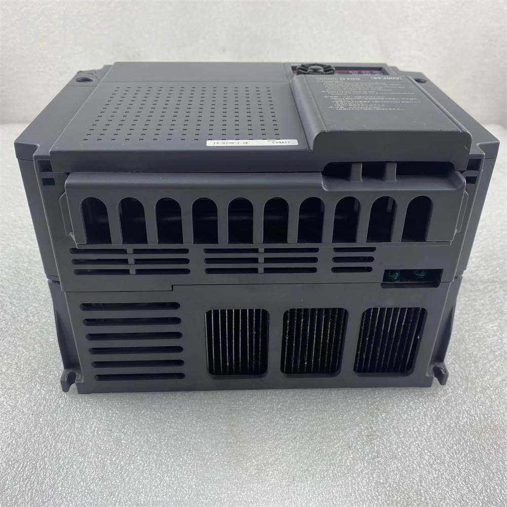 拆机三菱变频器D700 7.5KW三项 220V FR-D720-7.5K现货已测试包好