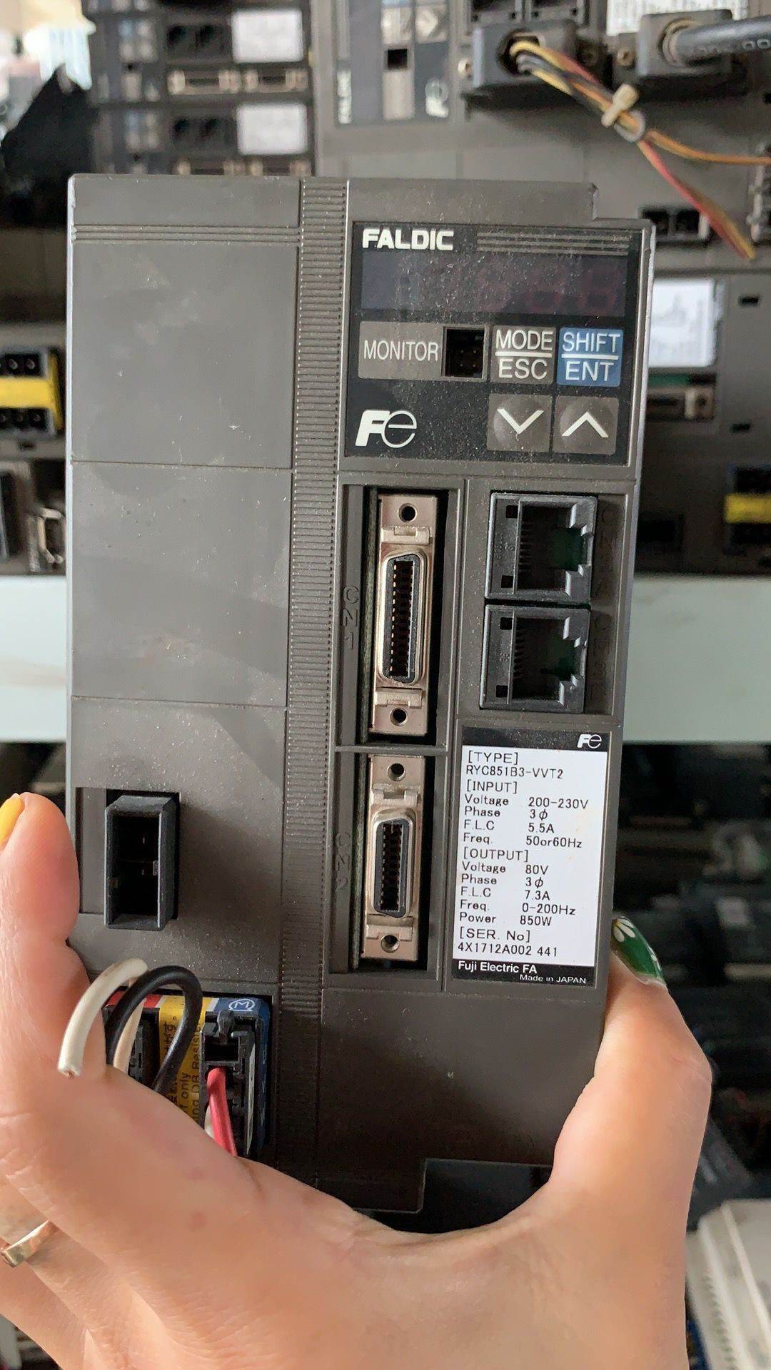 富士850W伺服驱动器现