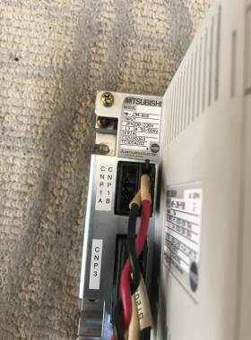 三菱驱动器。MR-J2M-70DU/10DU/20DU/40DU/拆机。750W.89成。询价